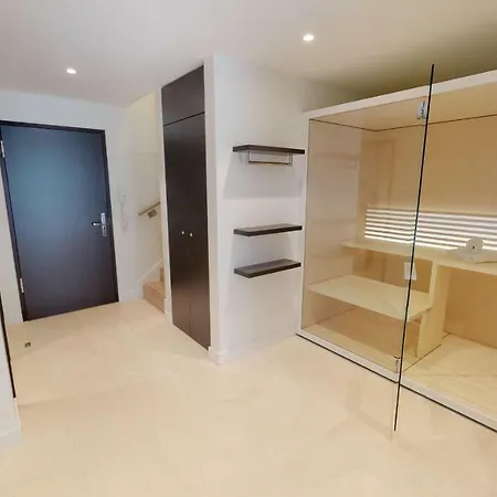 White Pearl 0.04 تيميندورفير ستراند