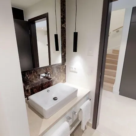 White Pearl 0.04 Apartament *